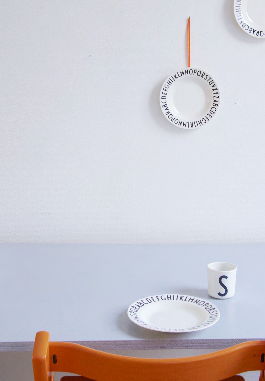 servies met letters 